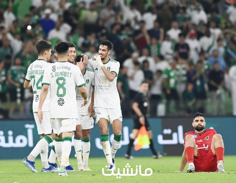 الأهلي والنصر يقتربان من الصدارة خلف الهلال