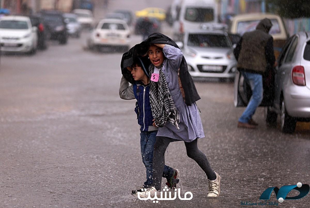 رجعت الشتوية مع أغاني فيروز وحمص الشام| الأمطار تسبب حوادث الطرق.. كيف اتفادها؟