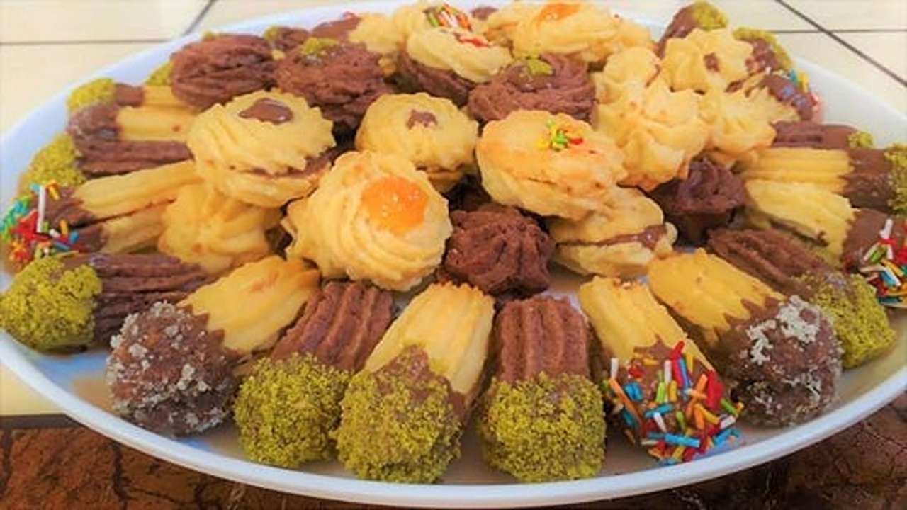 العيد قرب.. حضري البيتي فور الناعم الهش بكل سهولة