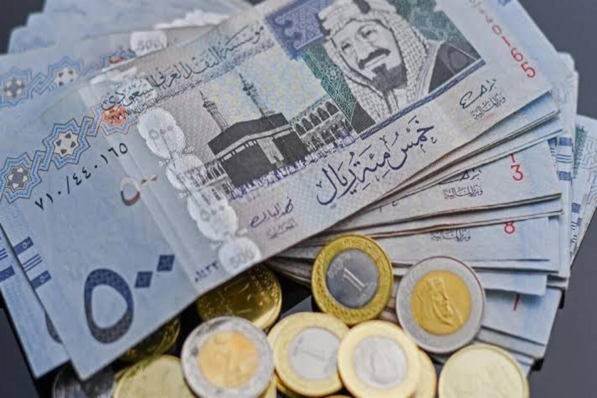 يا ترى وصل لكام؟…  سعر الريال السعودي أمام الجنيه المصري في البنوك اليوم